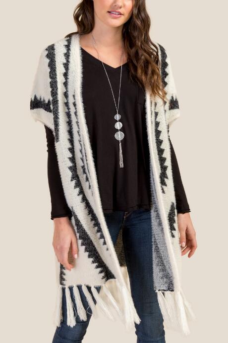 Francesca's Miley Eyelash Diamond Ruana - Ivory