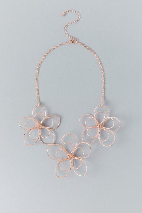 Francesca Inchess Gardenia Wire Statement Necklace - Rose/gold
