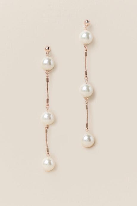 Francesca's Asia Triple Pearl Drop Earring In Rose Gold - Pearl