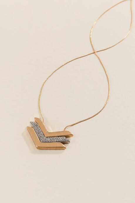 Francesca's Alyson Arrow Pendant Necklace - Mixed Plating