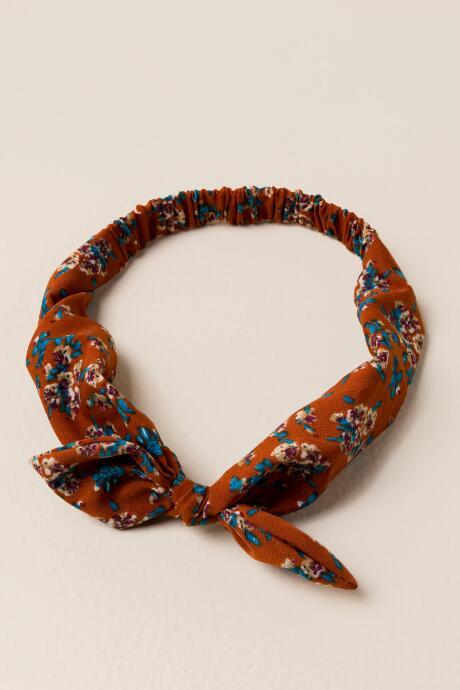 Francesca's Demi Floral Headwrap - Brown