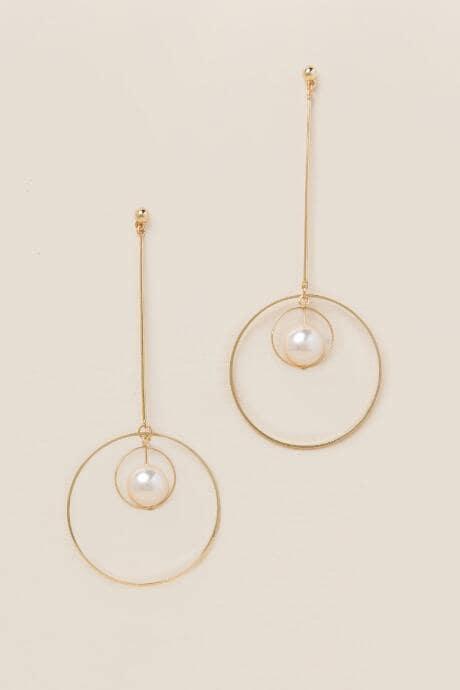 Francesca's Alicia Open Circle Pearl Drop Earring - Gold