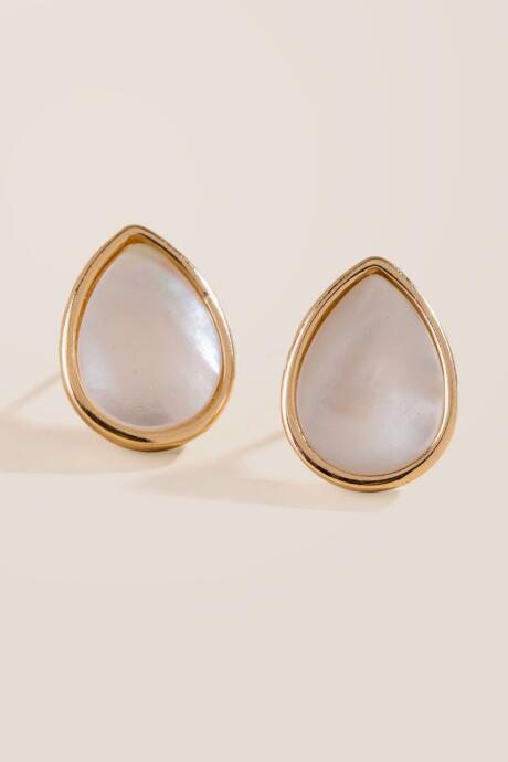 Francesca's Valerie Mother Of Pearl Studs - Pearl