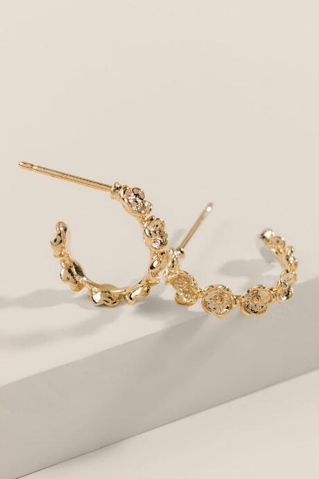 Francesca's Rebecca Daisy Huggie Hoops - Gold