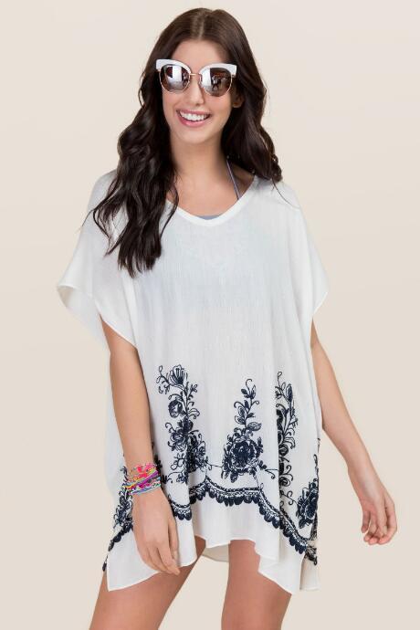 Francescas Amabella Embroidered Floral Hem Swim Cover-up - White