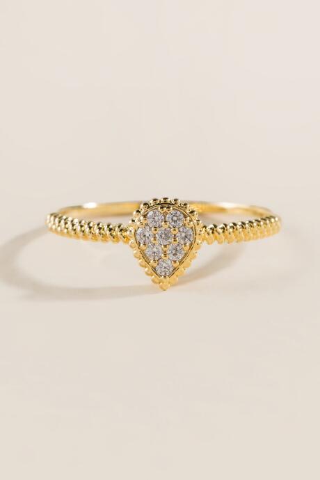 Francesca's Isabelle Pave Teardrop Ring - Crystal