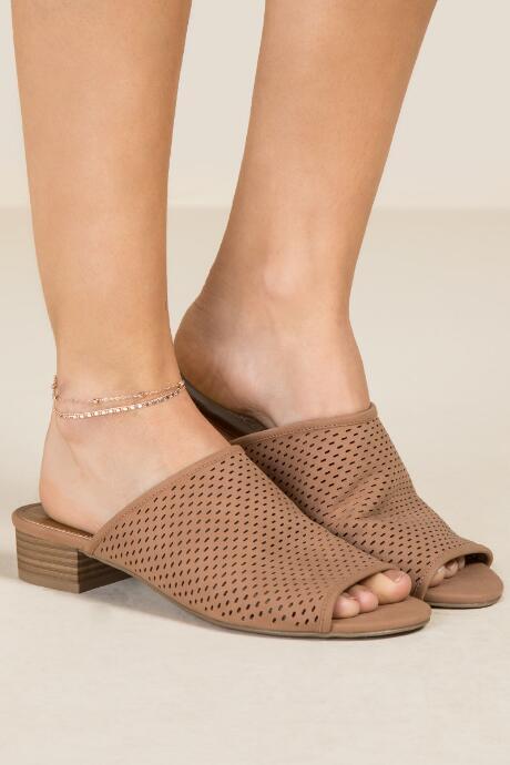 Francesca Inchess Maggie Rose Gold Delicate Anklet - Rose/gold