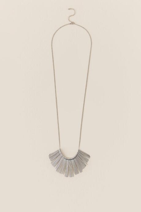 Francesca's Rebecca Fringe Pendant Necklace In Silver - Silver