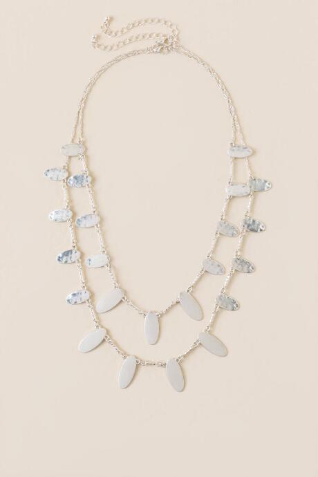 Francesca's Odette Silver Oval Layered Statement Necklace - Silver