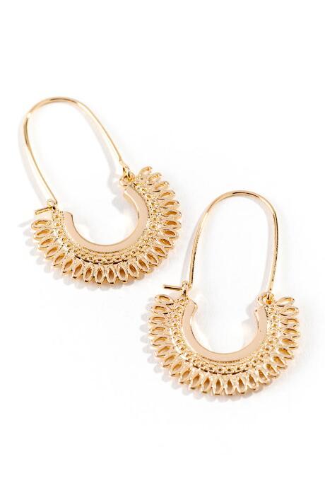 Francesca's Elliana Half Moon Scalloped Hoops - Gold