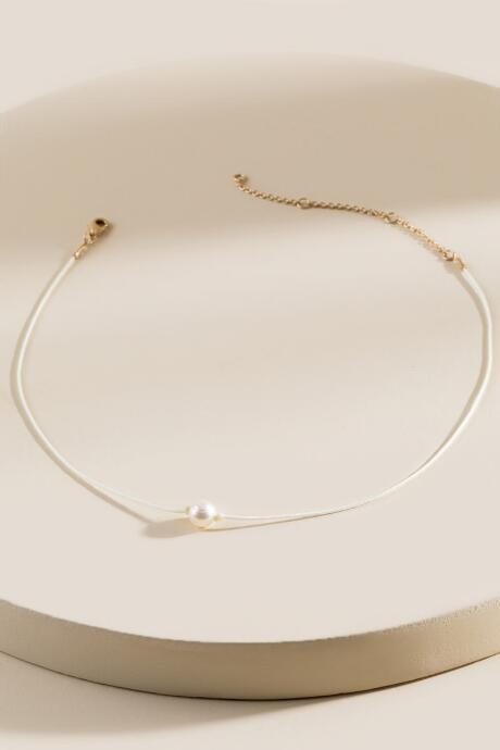 Francesca's Camelia Freshwater Pearl Choker - Ivory