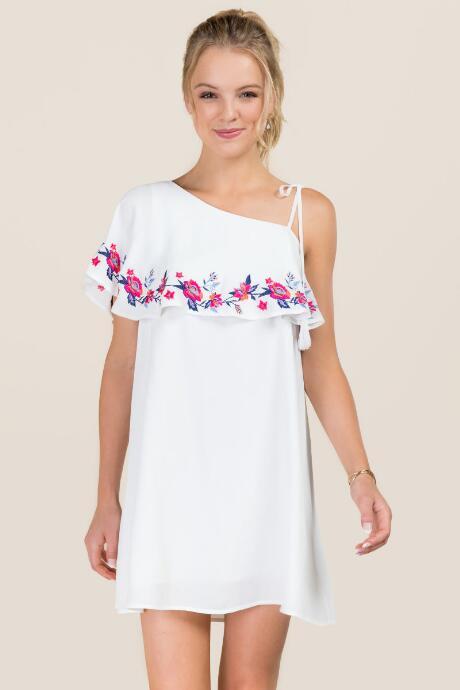Mi Ami Nichole Embroidered Floral Shift Dress - White