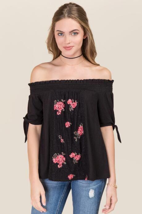 Mi Ami Lulu Lace Floral Embellished Blouse - Black