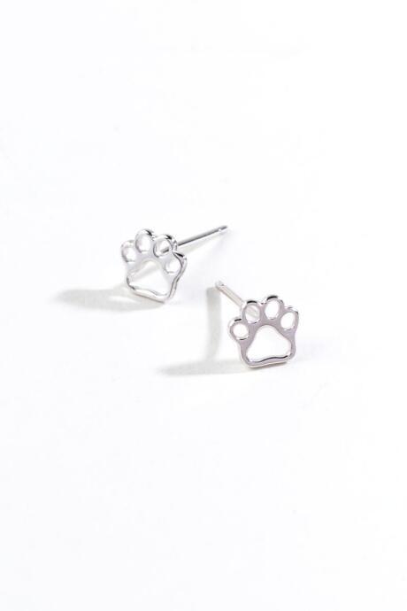 Francesca's Alyssa Paw Print Studs - Silver