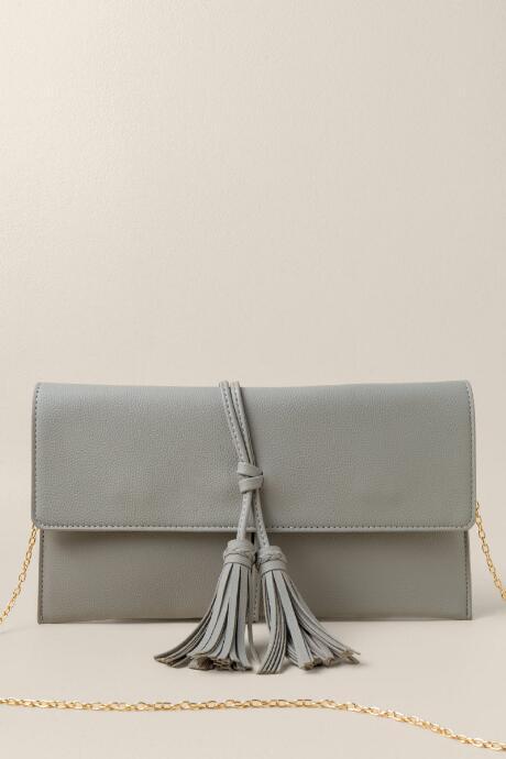 Francesca's Octavia Tassel Clutch In Light Gray - Light Gray