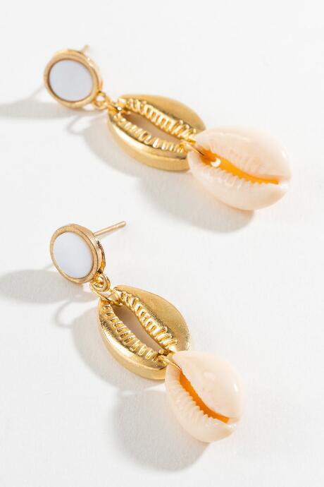 Francesca's Cordelia Linear Shell Drop Earrings - Gold
