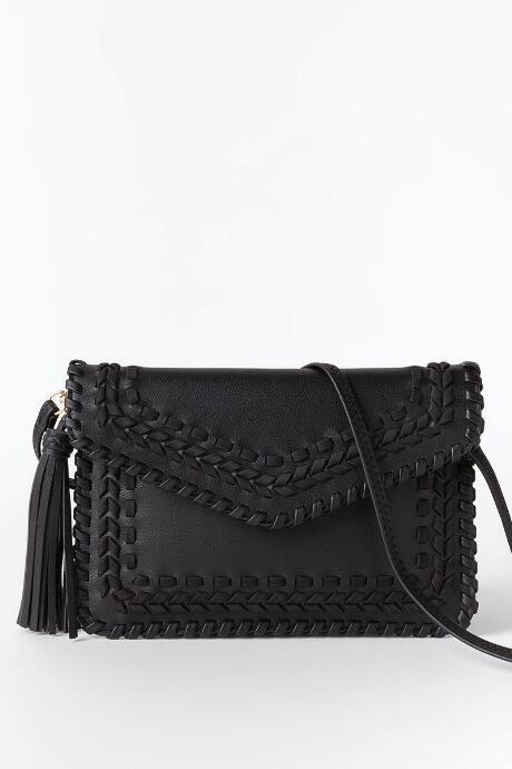 Francesca's Kimberly Whipstitch Envelope Clutch - Black