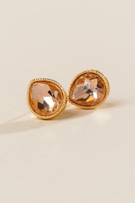 Francesca's Parker Teardrop Stud Earrings - Crisp Champagne