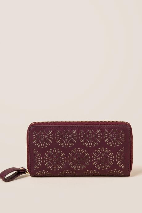 Francesca's Joyce Perforated Zipper Wallet - Burgundy
