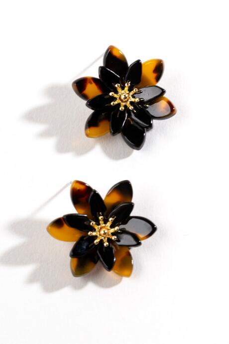 Francesca's Cassidy Tort Flower Studs - Tortoise