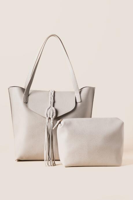 Francesca's Dorothy Fringe Tote - Taupe