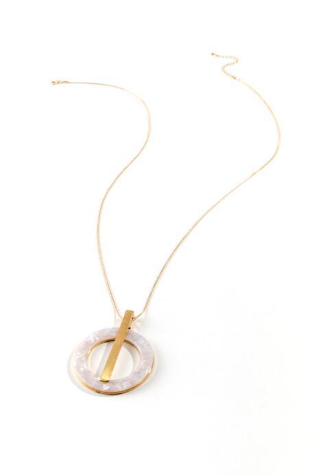 Francesca's Fayellen Marbled Resin Pendant Necklace - Ivory