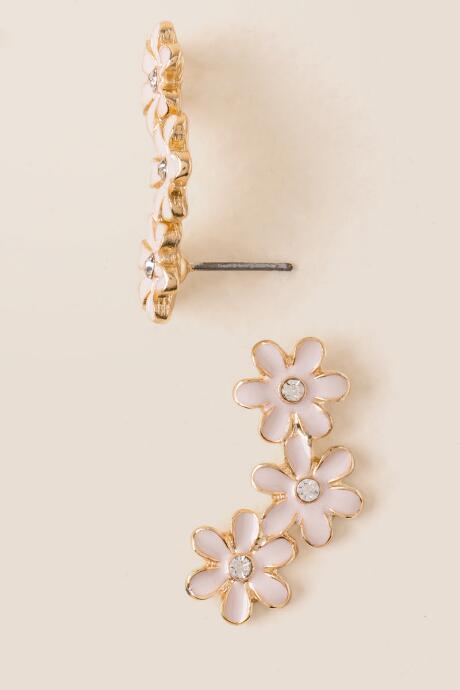 Francesca's Daisy Crawler Stud Earring - Blush