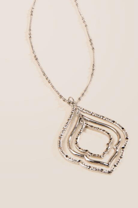 Francesca's Silvia Moroccan Pendant In Silver - Silver