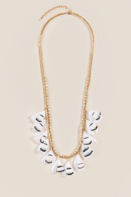 Francesca's Oakley Feather Necklace - Ivory