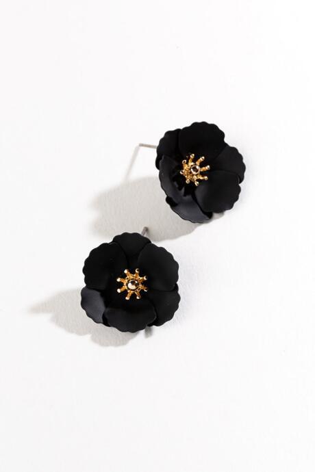 Francesca's Keira Flower Studs - Black