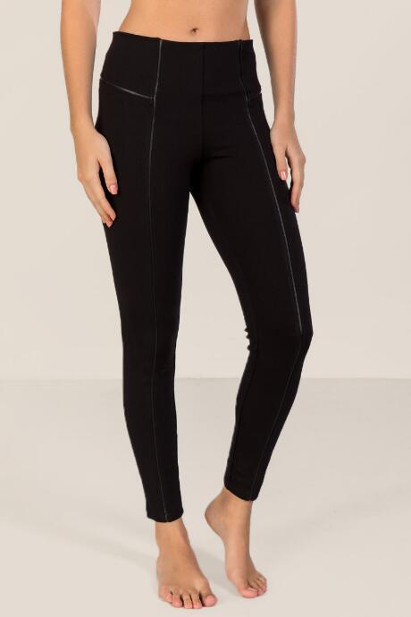 Francesca's Isabeli Faux Leather Seam Pant - Black