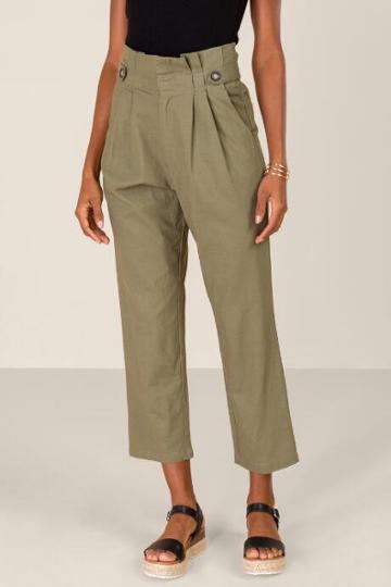 Francesca's Natasha Pleated Cropped Pants - Deep Moss