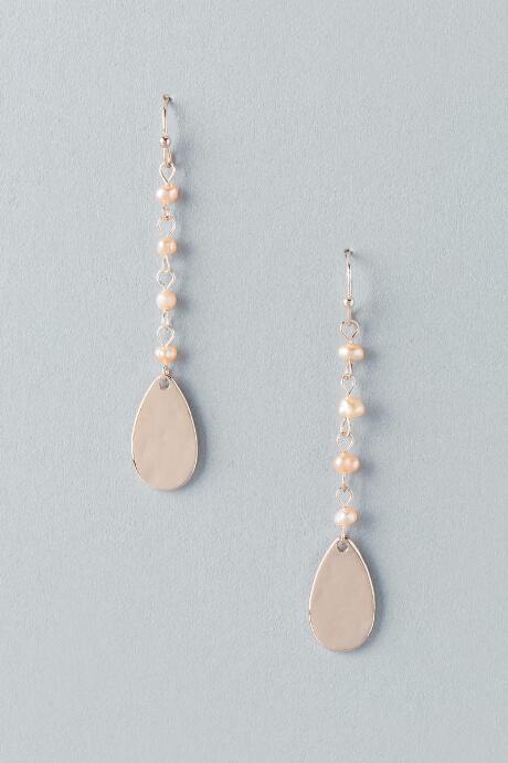 Francesca's Alessia Peal Chain Teardrop Earring In Rose Gold - Rose/gold
