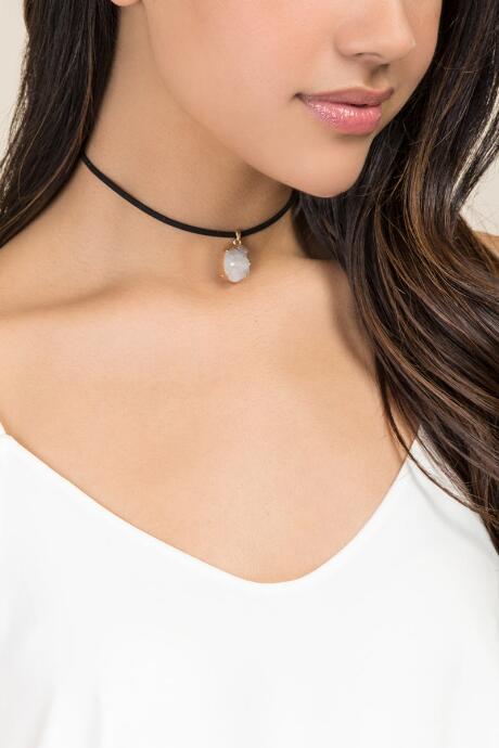 Francesca's Requiem Suede Druzy Choker - Black