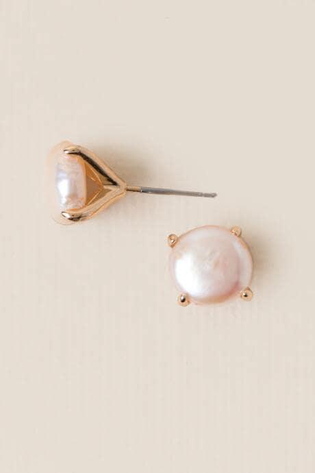 Francesca's Katelyn Pearl Stud Earring In Blush - Blush