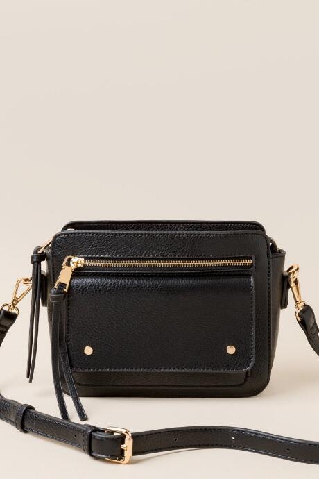 Francesca's Lisette Front Pocket Crossbody - Black