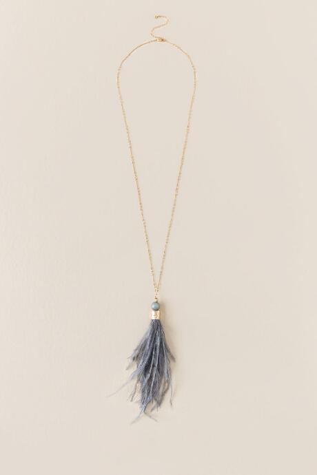 Francesca's Farren Feather Pendant Necklace - Gray