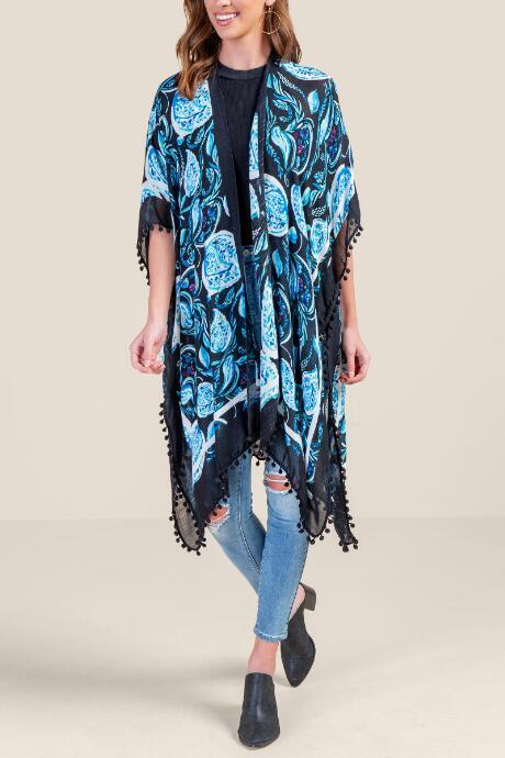 Francesca's Destiny Paisley Kimono - Black