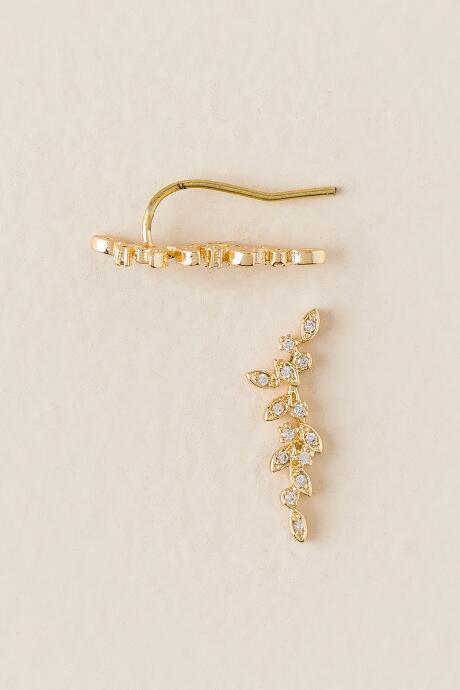 Francesca's Eliana Curved Leaf Crawler Stud Earring - Crystal