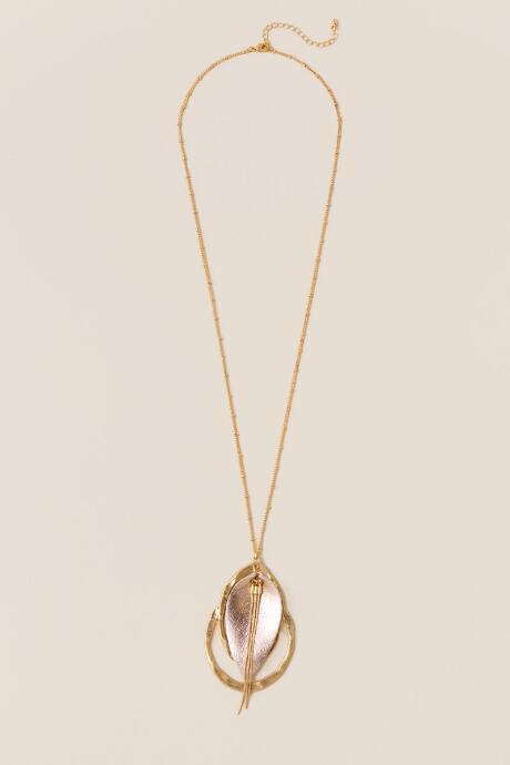 Francesca's Rowan Leather Leaf Pendant Necklace - Rose/gold