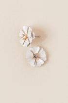 Francesca's Peyton Flower Stud Earring In White - White