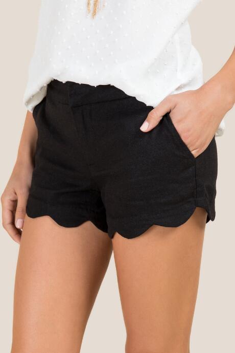 Francesca's Natassia Scallop Trim Shorts - Black
