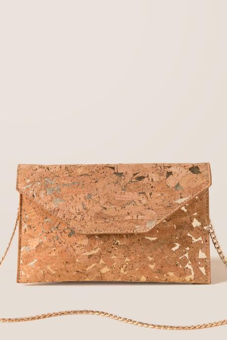 Francesca's Liah Gold Cork Clutch - Natural