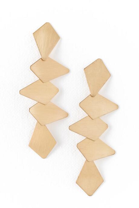 Francesca's Evelyn Linear Drop Earring - Gold