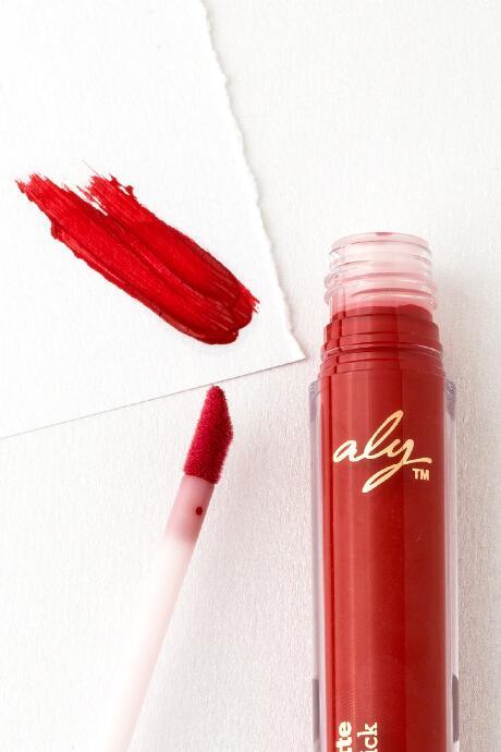 Aly Red Matte Lip