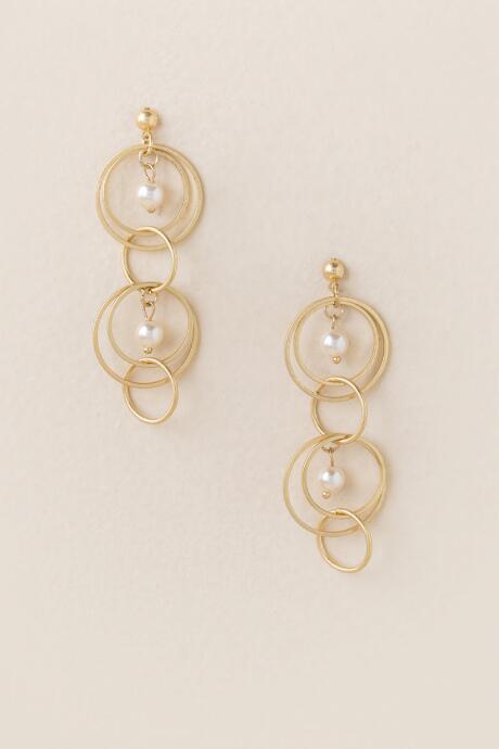 Francesca's Rowena Metal Pearl Circle Drop Earring - Pearl