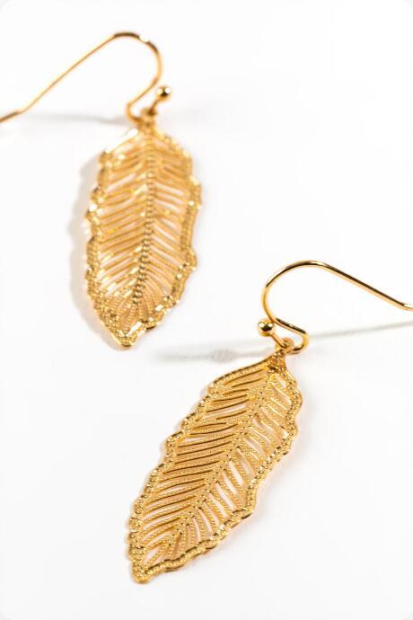 Francesca's Leela Laser Cut Leaf Earring - Gold