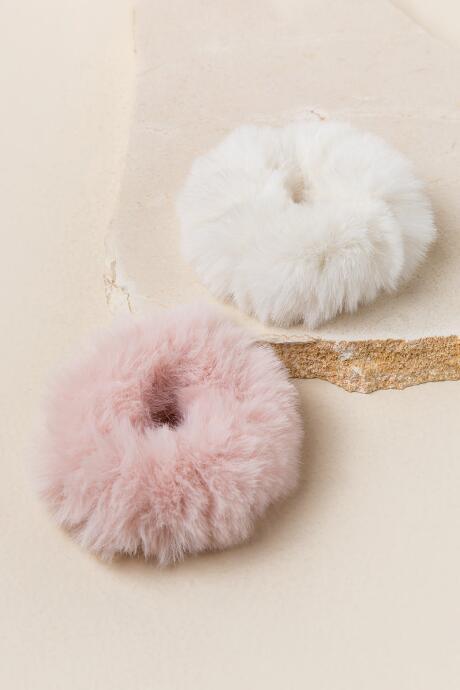 Francescas Ashlyn Faux Fur Scrunchie Set - Blush