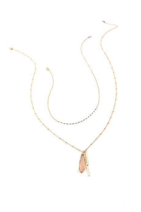 Francesca's Raylee Semi Precious Cluster Pendant Necklace - Gray