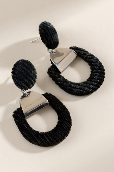 Francesca's Hailee Velvet Statement Earrings - Black